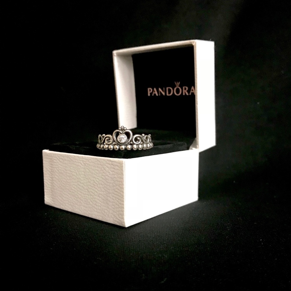 Pandora™️ Princess Ring